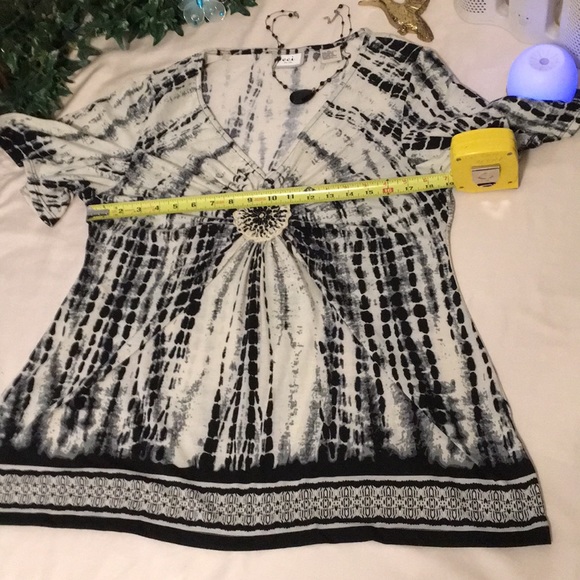 ECI New York Tie Dye Top - Picture 7 of 8